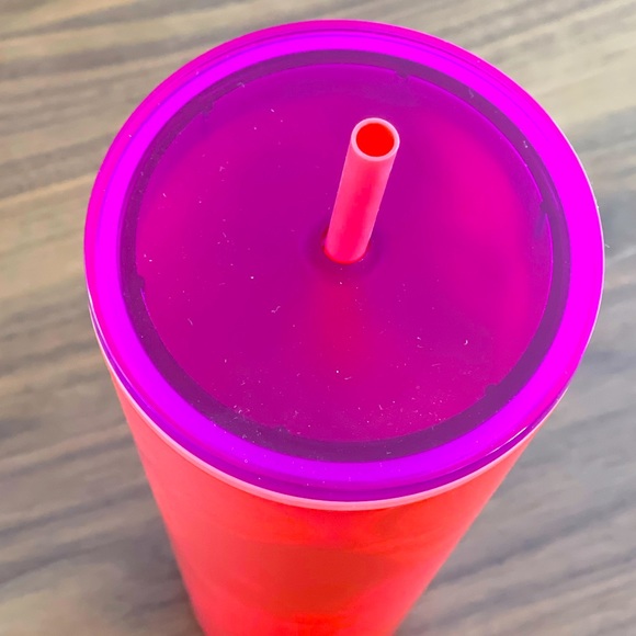 NEW Starbucks Spring 2022 Soft Touch Floral  Red Venti Tumbler - Picture 5 of 10